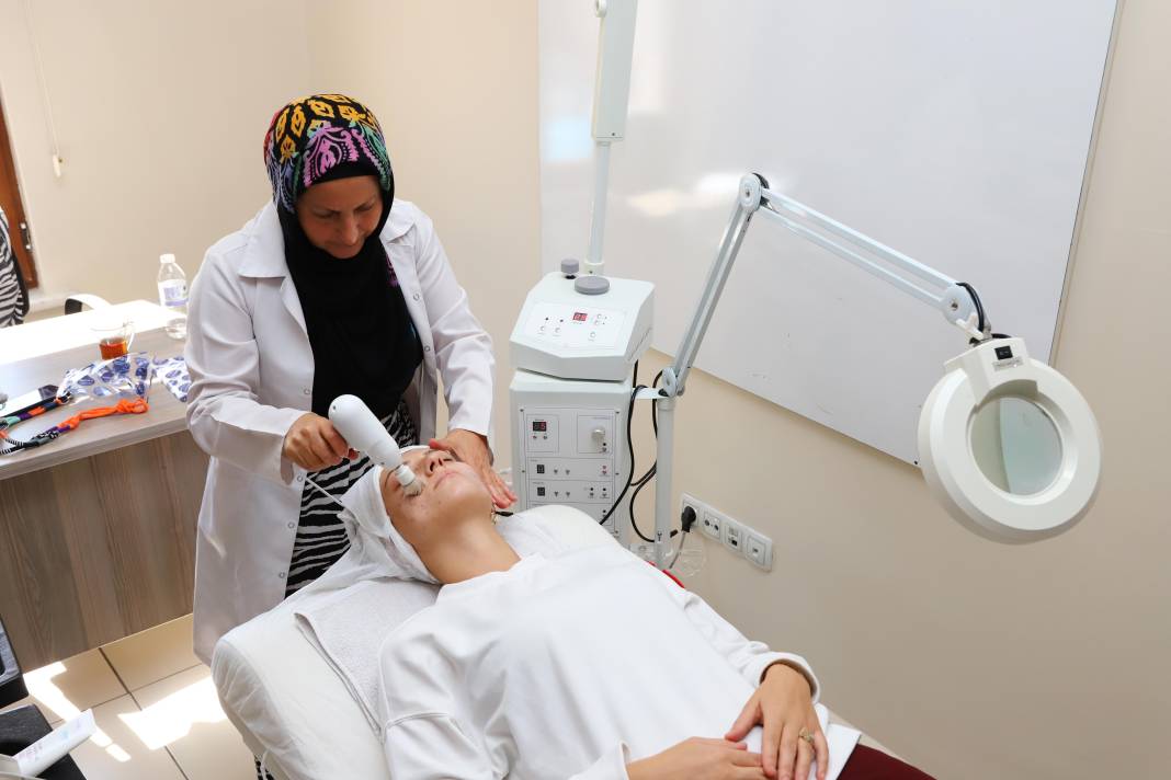 Konya’da 94 bin kişi ile yoğun mesai başladı 13